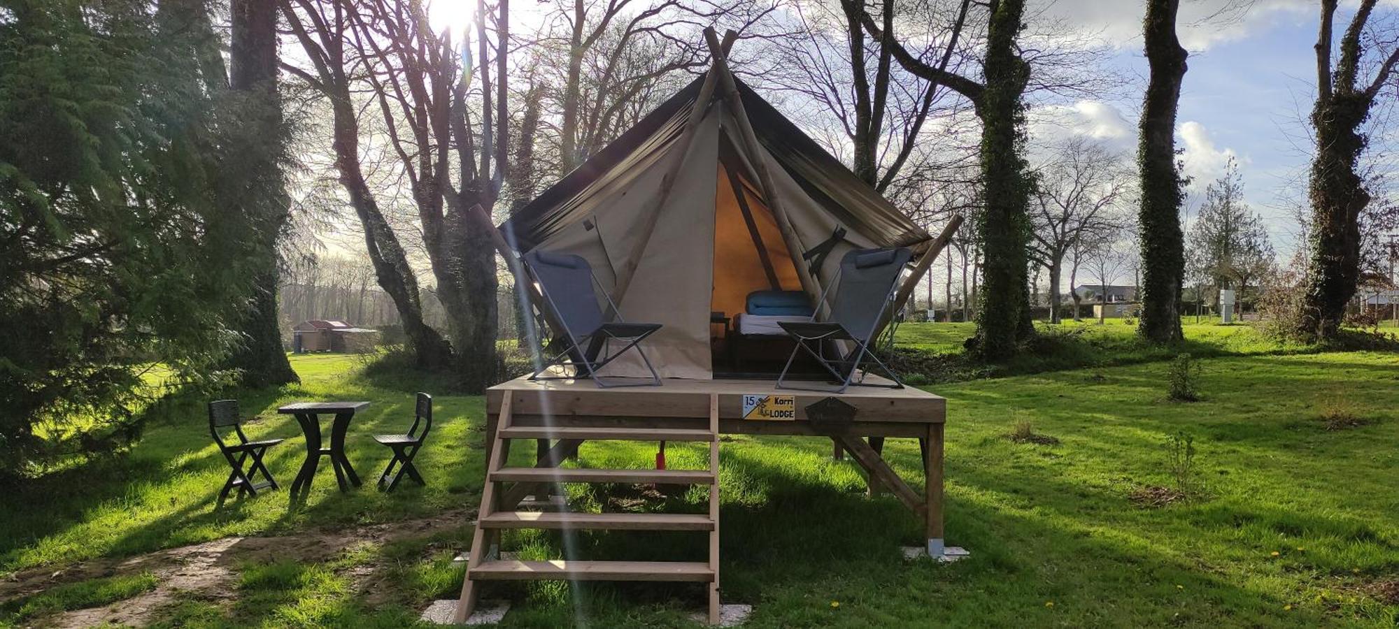 Camping Le Val Aux Fees - Broceliande Concoret Екстер'єр фото