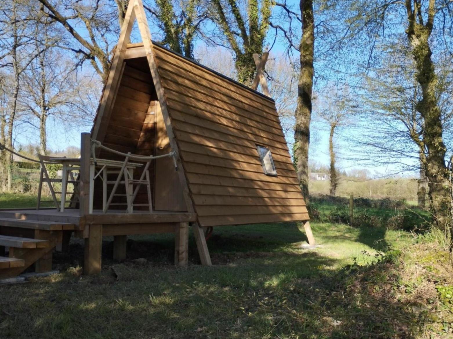 Camping Le Val Aux Fees - Broceliande Concoret Екстер'єр фото