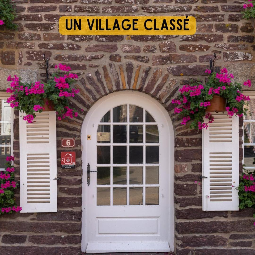 Camping Le Val Aux Fees - Broceliande Concoret Екстер'єр фото